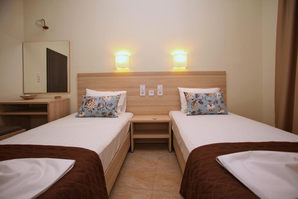 Aktaion Guest Rooms Skopelos Habitación foto